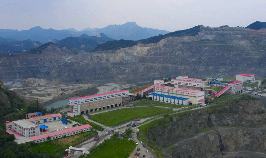 承德3000t鐵礦使用高服尾礦干排脫水篩將尾礦干排處理回報800萬元/年